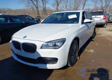 2013 BMW 750I xDrive z USA, uszkodzony, nr VIN WBAYB6C58DD223812